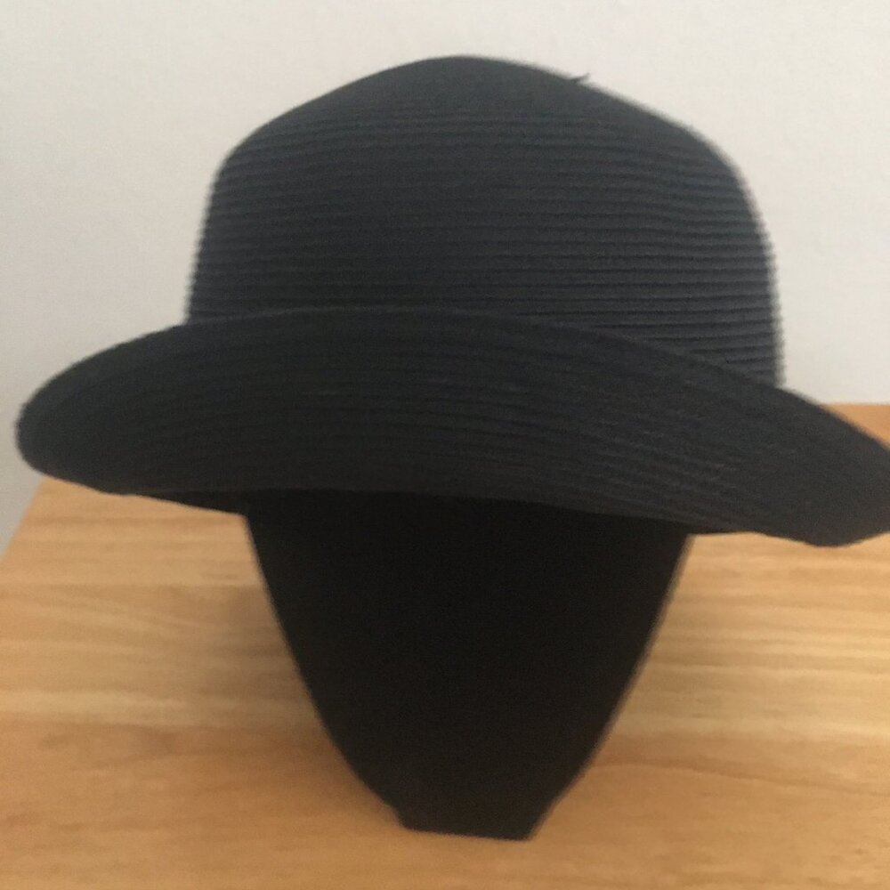 Foldable Stylish Black Hat with Band Details. - Picture 3 of 4